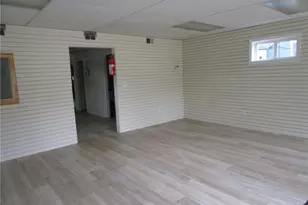 559 549 E Main St, Geneva, OH 44041 - Photo 11