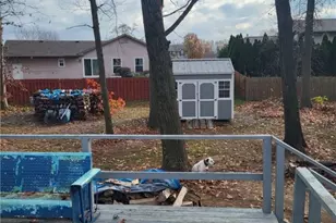 1239 Woodledge Dr, Mineral Ridge, OH 44440 - Photo 15