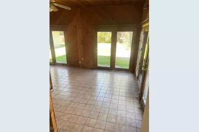 1166 Raymond Street NW, Warren, OH 44485 - Photo 21