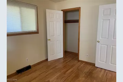 1166 Raymond Street NW, Warren, OH 44485 - Photo 19