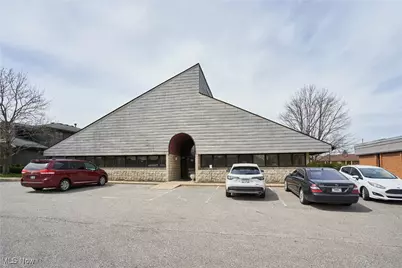 70 N Miller Road #1, Fairlawn, OH 44333 - Photo 1
