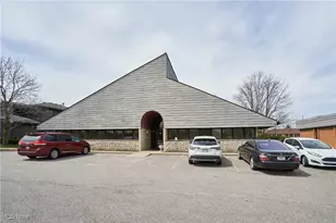 70 N Miller Rd, Fairlawn, OH 44333 - Photo 1