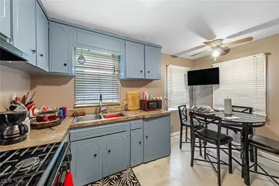 1606 Laclede Road, South Euclid, OH 44121 - Photo 9