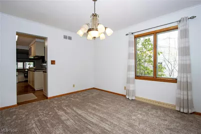 1047 Ashwood Drive, Wooster, OH 44691 - Photo 5