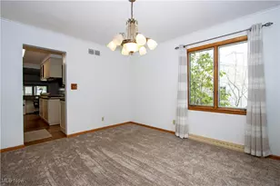 1047 Ashwood Dr, Wooster, OH 44691 - Photo 5