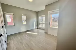 1900 Abbey Ave, Loveland, OH 44113 - Photo 3