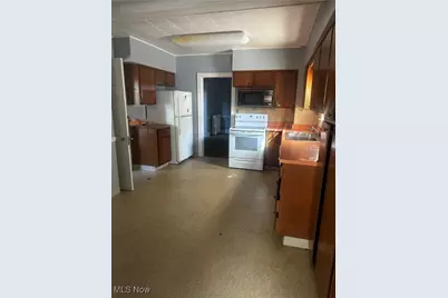 1670 Hillandale Drive, Euclid, OH 44132 - Photo 5