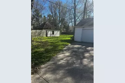 1765 E 238th Street, Euclid, OH 44117 - Photo 3