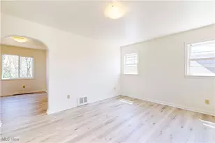 285 Beechwood Blvd, Wintersville, OH 43953 - Photo 5