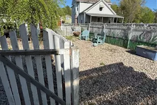 103 W 9th St, Williamstown, WV 26187 - Photo 33