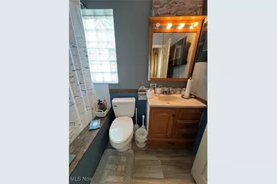 103 W 9th Street, Williamstown, WV 26187 - Photo 17