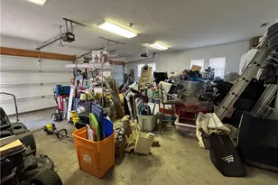 103 W 9th St, Williamstown, WV 26187 - Photo 35