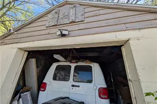 1151 Big Falls Ave, Akron, OH 44310 - Photo 35