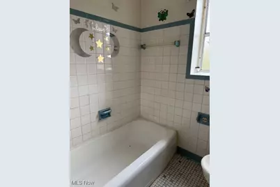 129 Reichart Avenue, Wintersville, OH 43953 - Photo 15