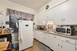 2921 E 128th St, Loveland, OH 44120 - Photo 9