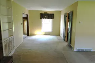 2684 Burlingham Dr, Ashtabula, OH 44004 - Photo 9