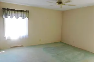 2684 Burlingham Dr, Ashtabula, OH 44004 - Photo 19