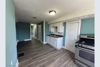 1346 E 82nd Street, Loveland, OH 44103 - Photo 13
