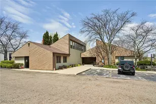 3500 W Market St, Fairlawn, OH 44333 - Photo 1