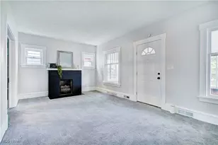 929 Wertz Ave SW, Canton, OH 44714 - Photo 5