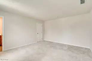 221 River Run Dr, Elyria, OH 44035 - Photo 27