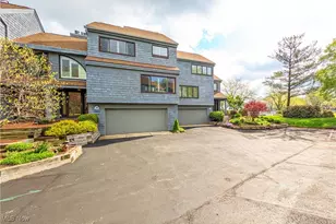 532 Mariner Village, Huron, OH 44839 - Photo 1