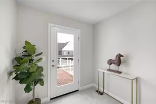 374 Bascule Dr, Lorain, OH 44052 - Photo 27