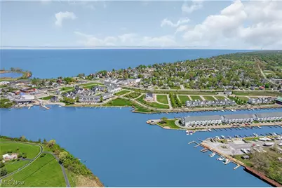 374 Bascule Drive, Lorain, OH 44052 - Photo 41