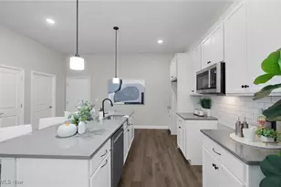 374 Bascule Dr, Lorain, OH 44052 - Photo 11