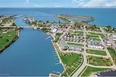 374 Bascule Drive, Lorain, OH 44052 - Photo 43