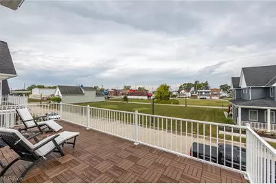 374 Bascule Drive, Lorain, OH 44052 - Photo 31