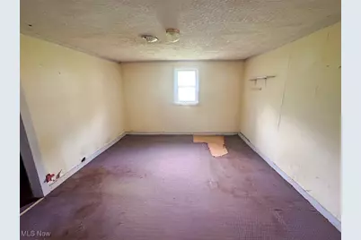 4308 Flat Road SE, Uhrichsville, OH 44683 - Photo 11