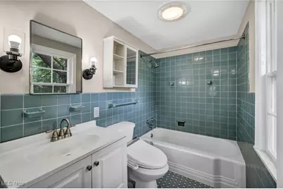 23580 Shaker Boulevard, Huber Heights, OH 44122 - Photo 5