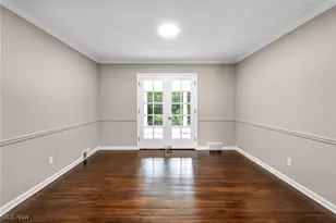 23580 Shaker Blvd, Huber Heights, OH 44122 - Photo 19