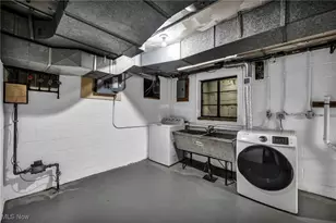 23580 Shaker Blvd, Huber Heights, OH 44122 - Photo 23