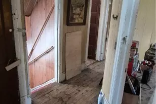 2201 E 36th St, Loveland, OH 44115 - Photo 5