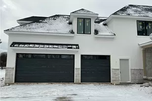 26117 N Woodland Rd, Beachwood, OH 44122 - Photo 3