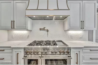 405 Club Drive W, Aurora, OH 44202 - Photo 21