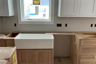 405 Club Dr W, Aurora, OH 44202 - Photo 13