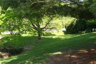 7517 Veterans Blvd, Chester, WV 26034 - Photo 13