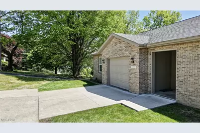 213 Knollton Drive, Millersburg, OH 44654 - Photo 7