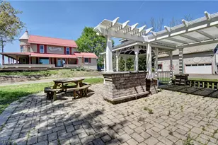 14875 Navarre Rd SW, Wilmot, OH 44689 - Photo 39