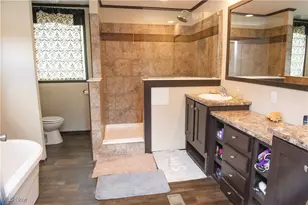 4691 Scenic Dr, Ravenna, OH 44266 - Photo 11