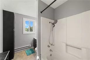 9113 Dean Rd, Vermilion, OH 44089 - Photo 15