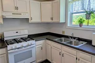 262 N 5th St, McConnelsville, OH 43756 - Photo 5