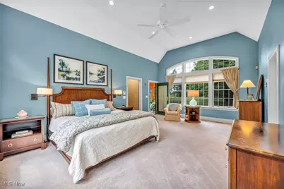 10360 Sawmill Drive, Chardon, OH 44024 - Photo 19