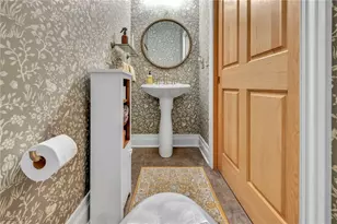 10360 Sawmill Dr, Chardon, OH 44024 - Photo 31