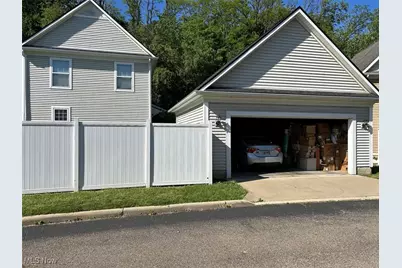 180 Elizabeth Parkway, Akron, OH 44304 - Photo 39