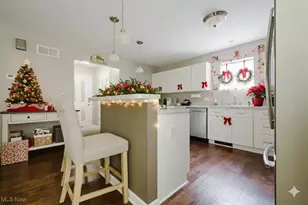 180 Elizabeth Pkwy, Akron, OH 44304 - Photo 5