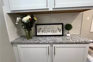 10914 Fidelity Ave, Loveland, OH 44111 - Photo 7